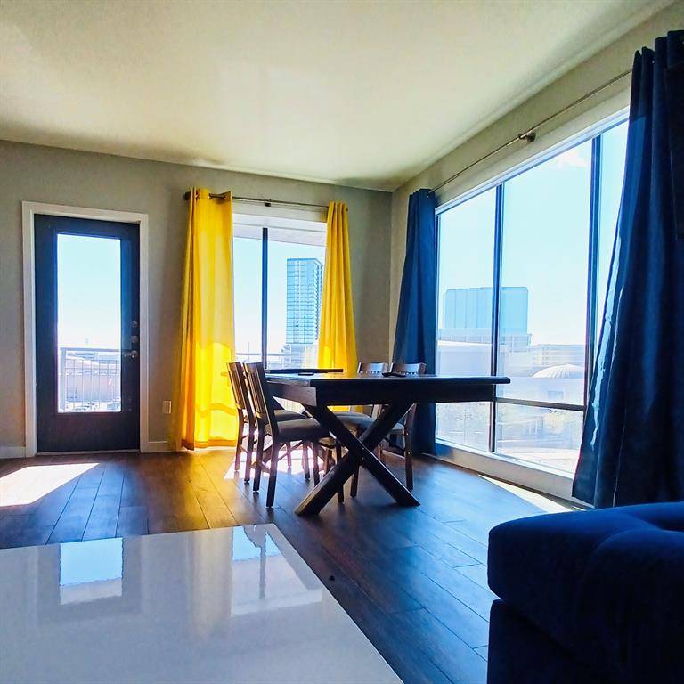 5609 SMU Boulevard #301, Dallas, TX 75206