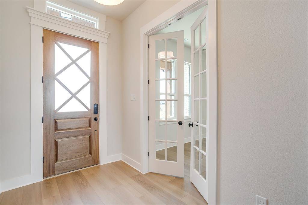 410 Olson Road, Waxahachie, TX 75167