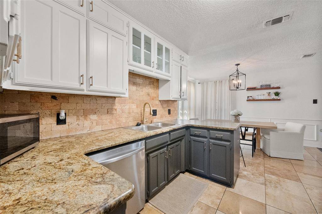 5008 Hawkins Cemetery Road, Arlington, TX 76017