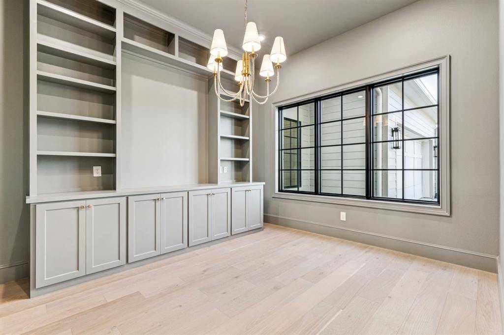 9617 Saint Michel Lane, Fort Worth, TX 76126