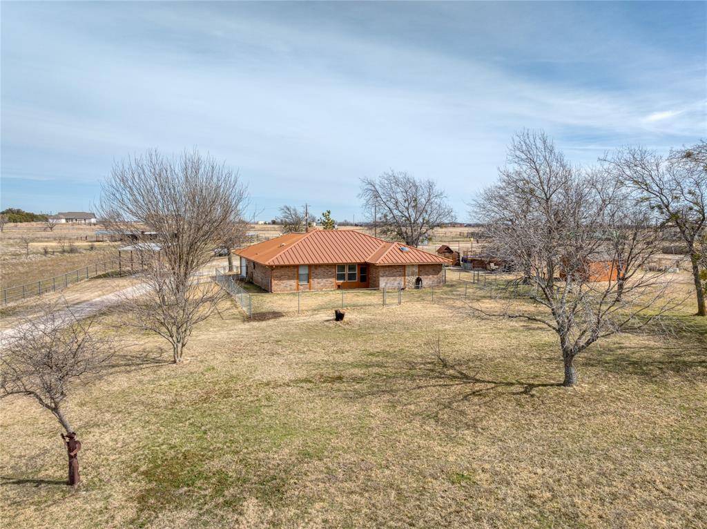 1290 Sweet Springs Road, Weatherford, TX 76088