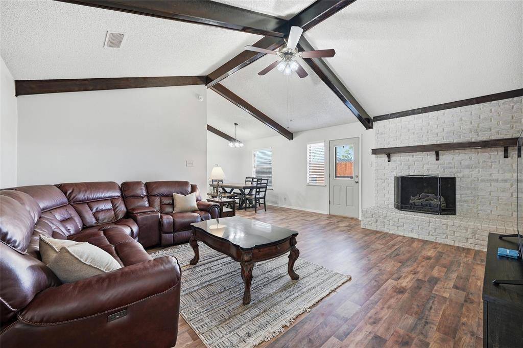 1901 Paula Drive, Denison, TX 75020