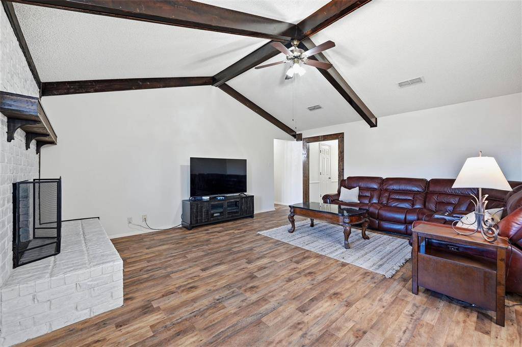 1901 Paula Drive, Denison, TX 75020