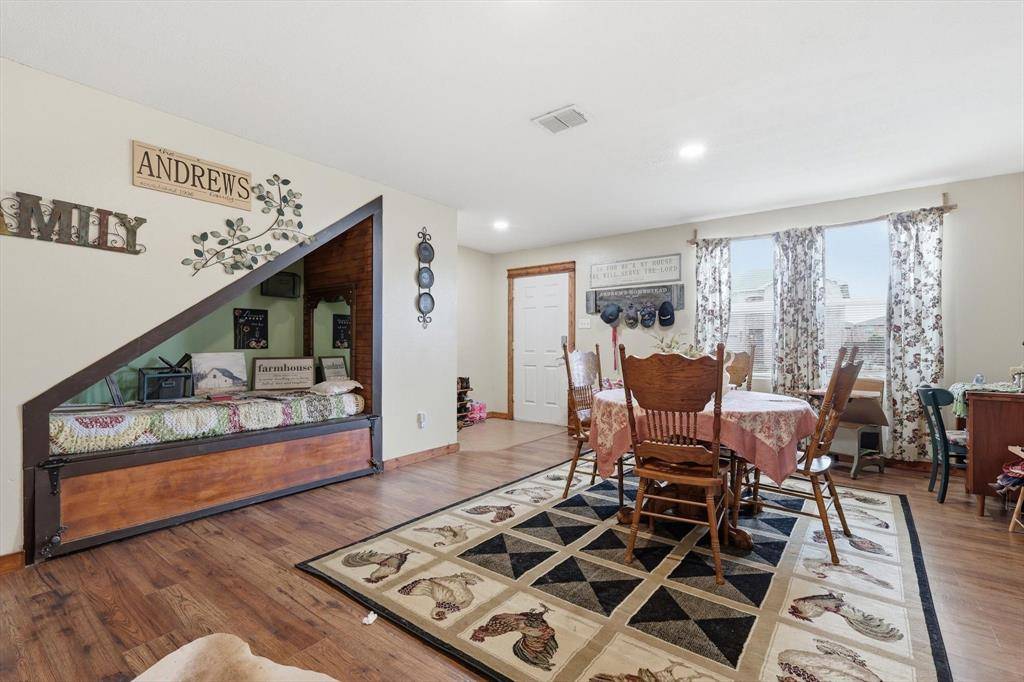 1633 Sierra Meadow Lane, Fort Worth, TX 76247