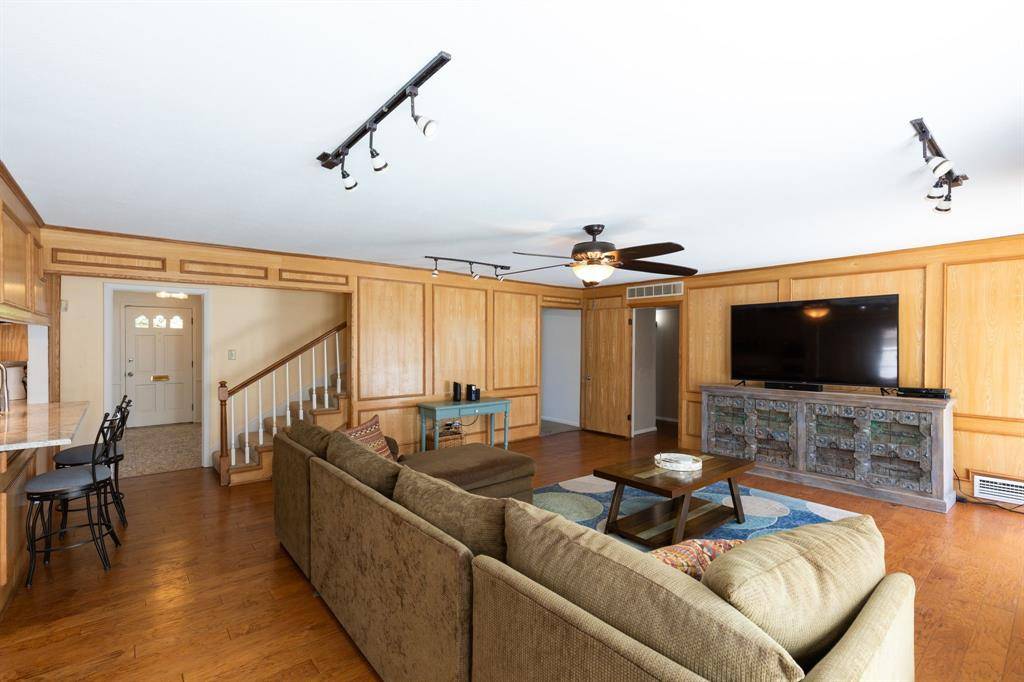 13530 Far Hills Lane, Dallas, TX 75240