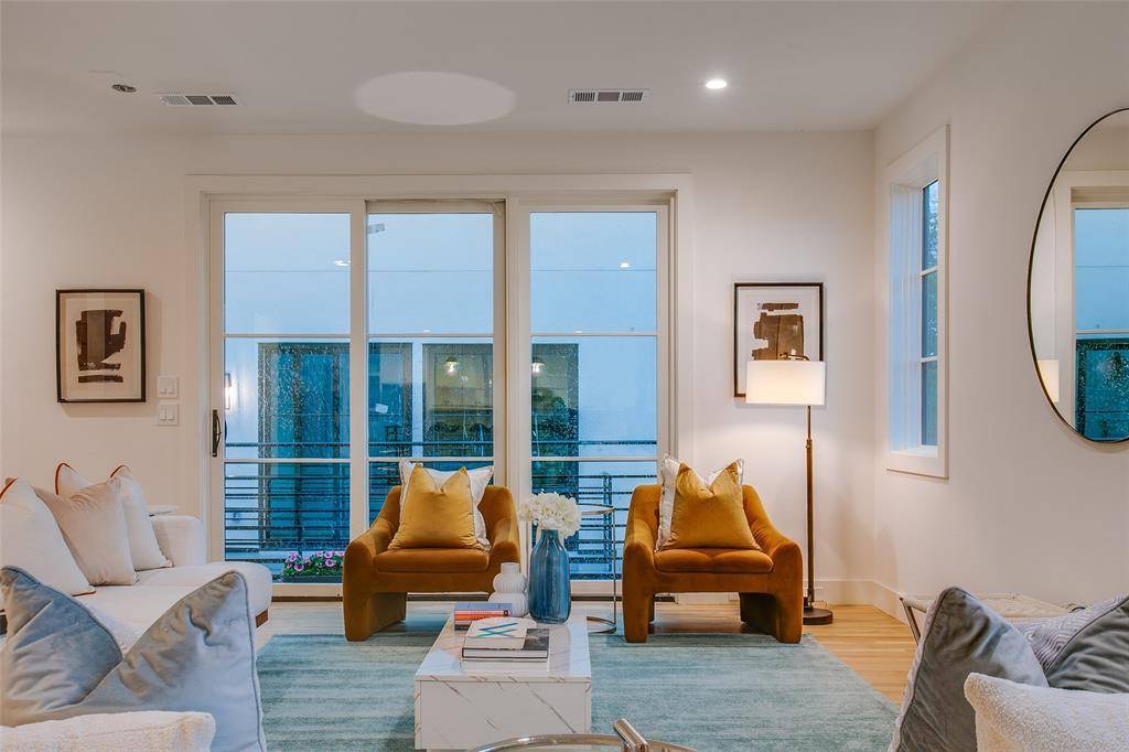 7207 Gaston Avenue #1006, Dallas, TX 75206