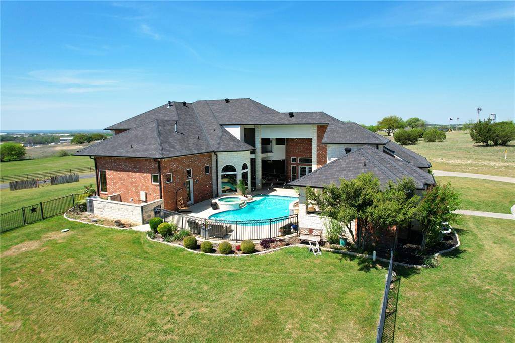 127 Eagle View Court, Weatherford, TX 76087