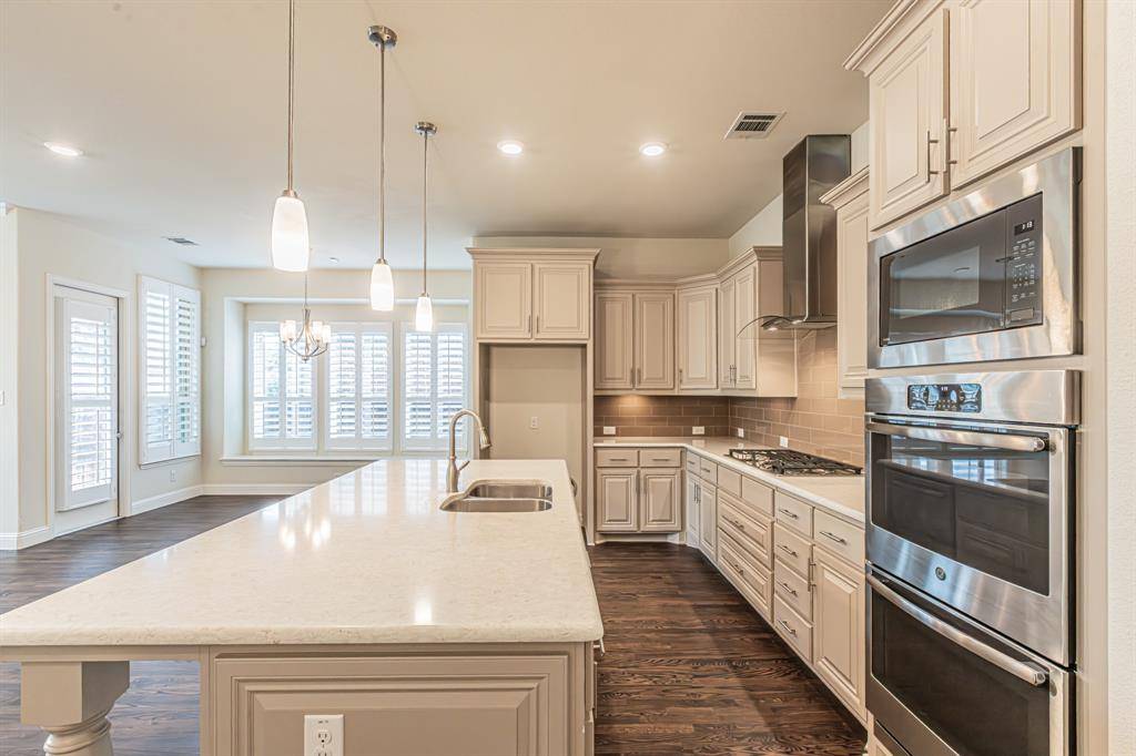 2044 Remington Drive, Irving, TX 75063