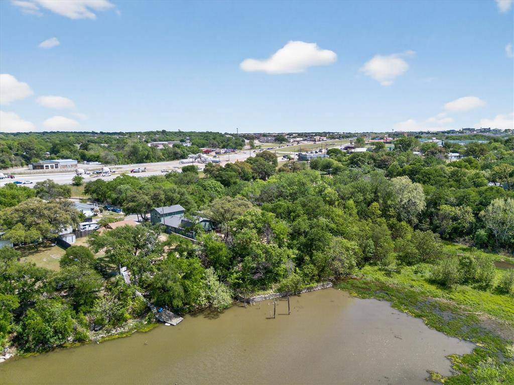 7036 Lotus Trail, Lake Worth, TX 76135