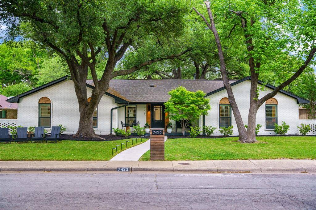 7423 Tangleglen Drive, Dallas, TX 75248