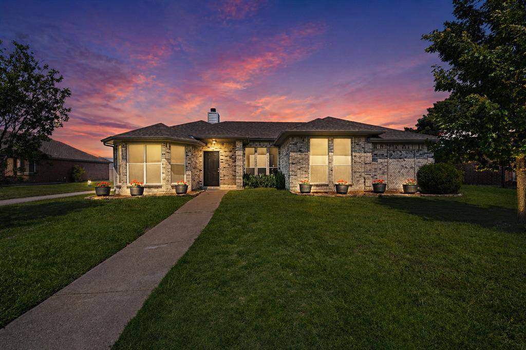 1905 Bent Brook Drive, Mesquite, TX 75181