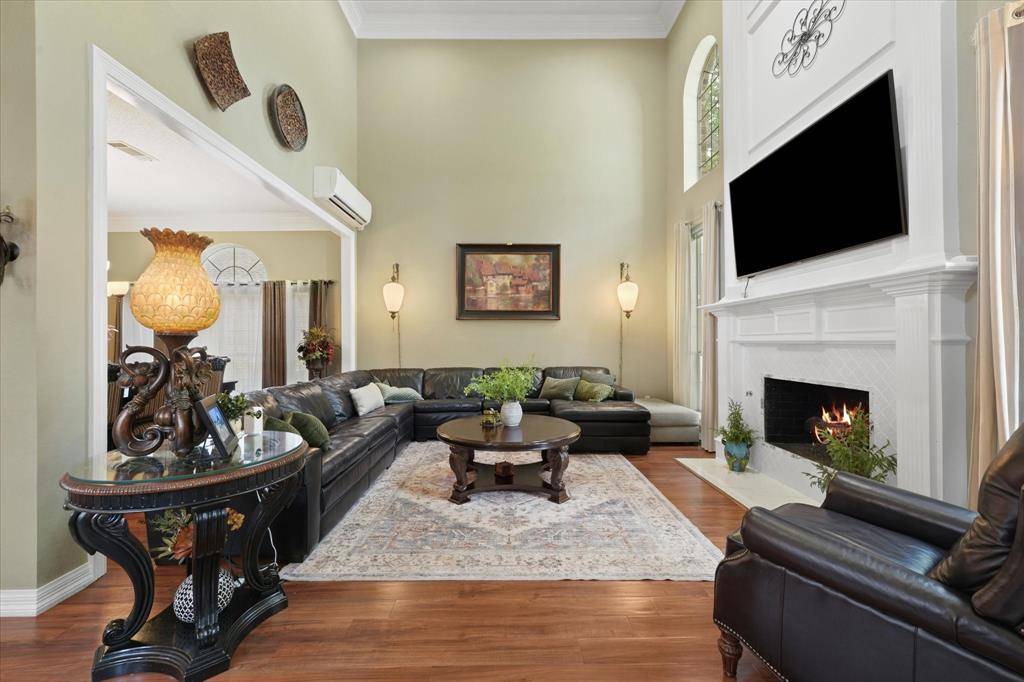 626 Creekbend Drive, Mesquite, TX 75149