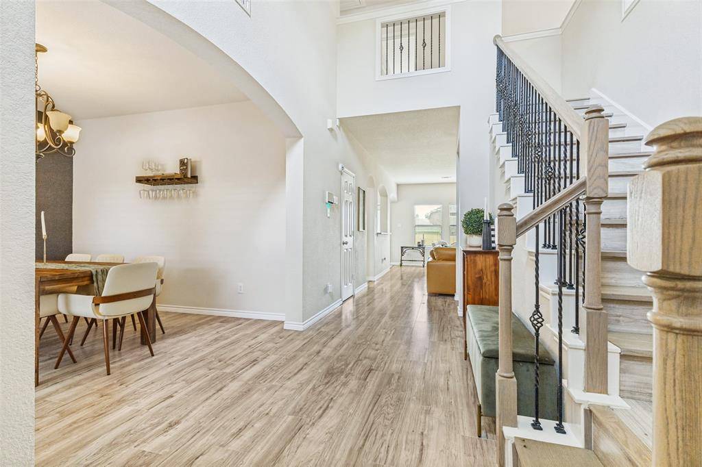 8233 Delafield Drive, Fort Worth, TX 76131