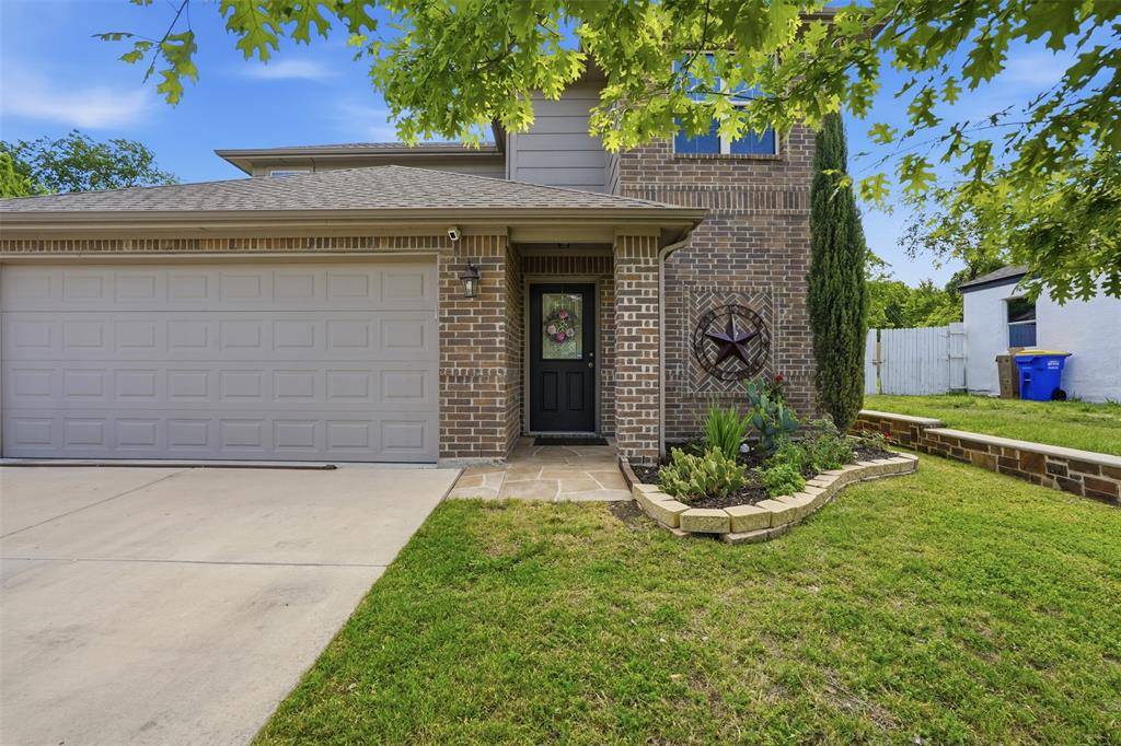 637 S Redford Lane, White Settlement, TX 76108