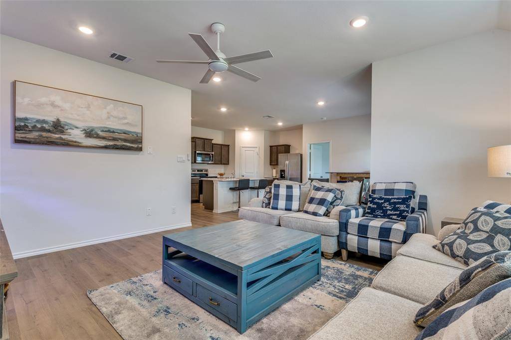 1604 Knoll Crest Drive, Kaufman, TX 75142