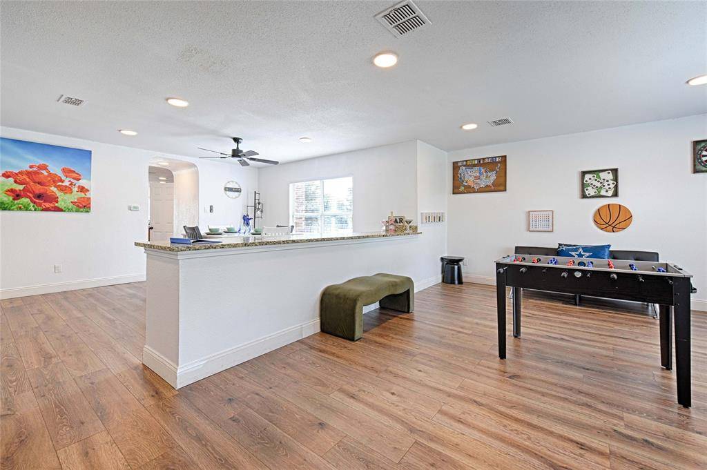 3188 Spyglass Drive, Grand Prairie, TX 75052