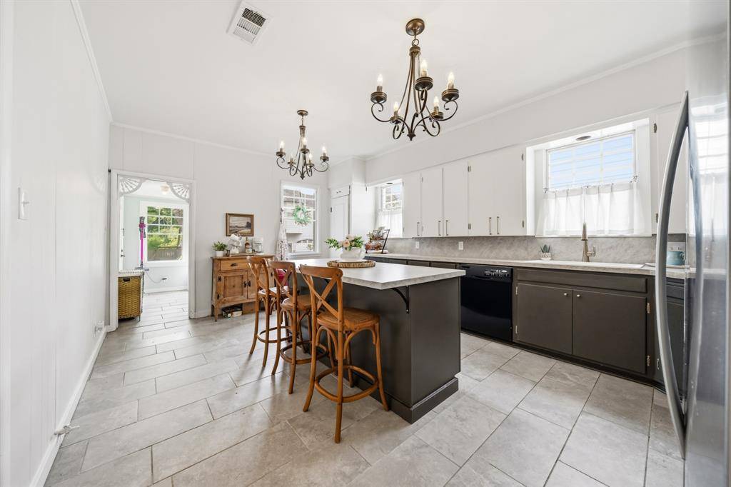 406 Craig Street, Hillsboro, TX 76645