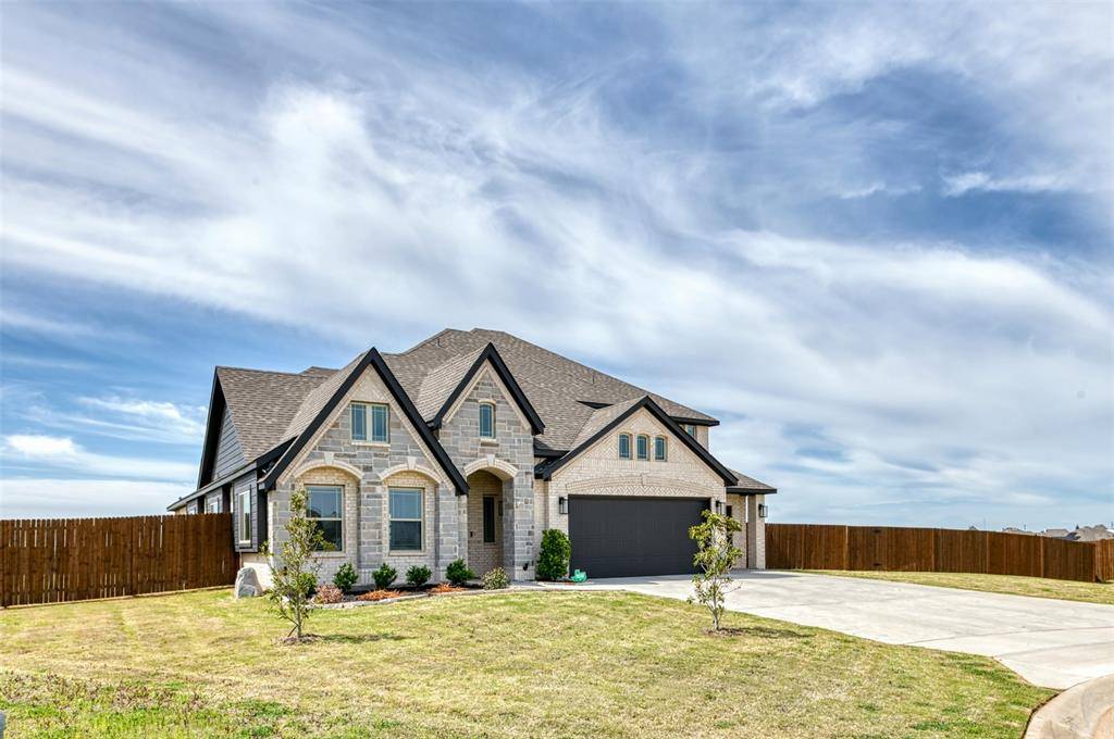 12701 Cactus Court, Godley, TX 76044