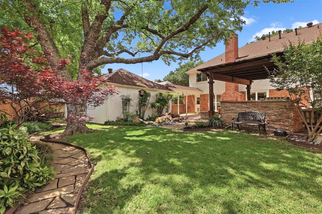 2150 Strathmore Drive, Highland Village, TX 75077