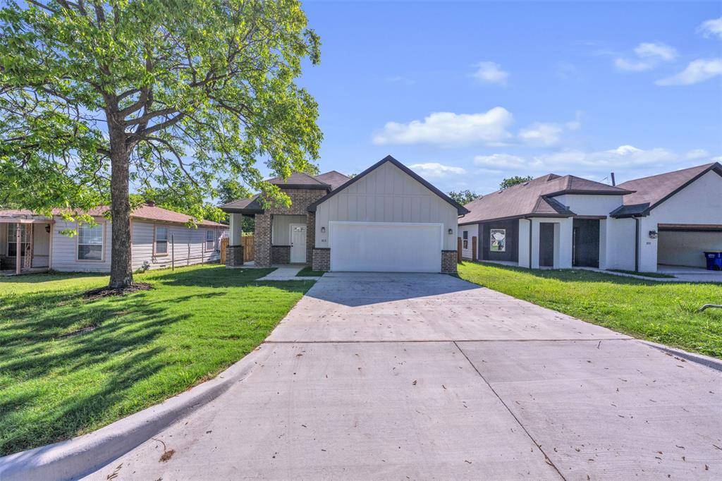 303 Pemberton Street, White Settlement, TX 76108