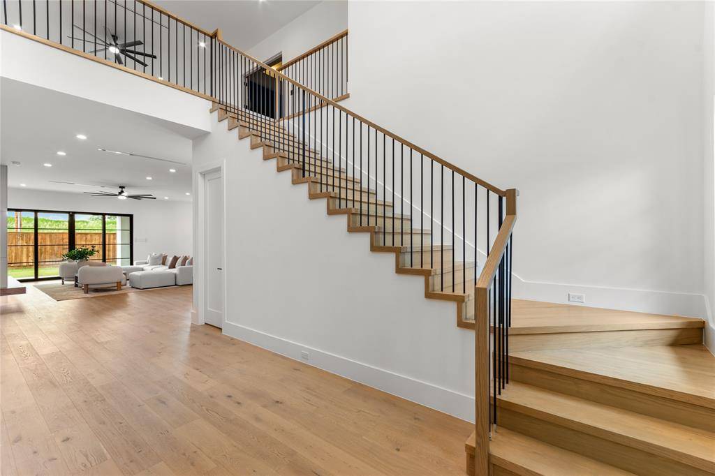 741 Edgefield Road, Fort Worth, TX 76107