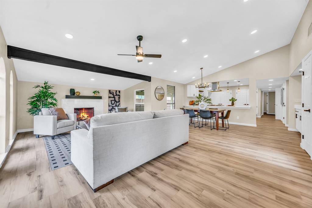 7618 Christie Lane, Dallas, TX 75249