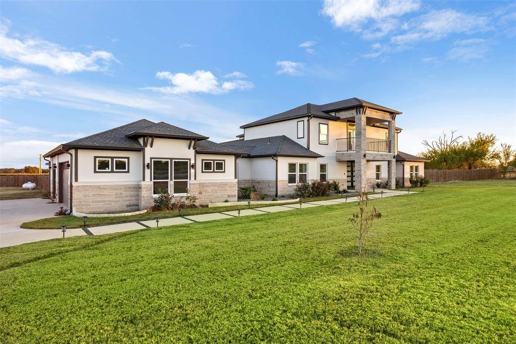 3721 E Highway 34, Ennis, TX 75119