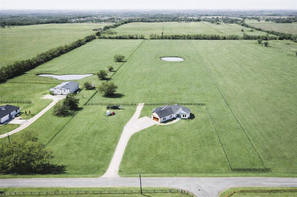 2415 Bucksnort Road, Van Alstyne, TX 75495