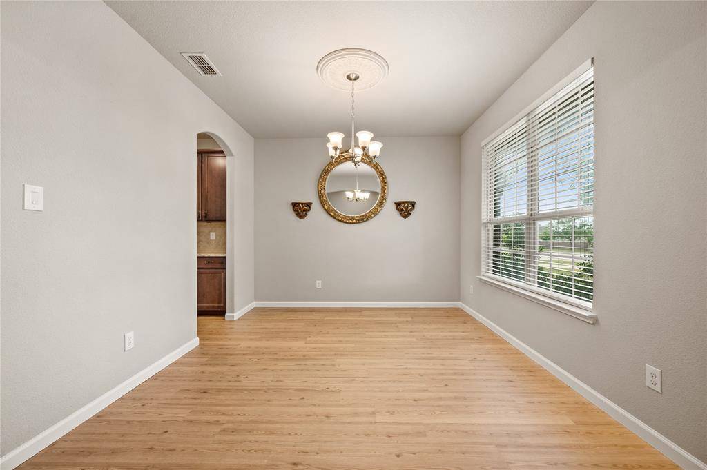 6561 Pecos Hill Lane, Fort Worth, TX 76123