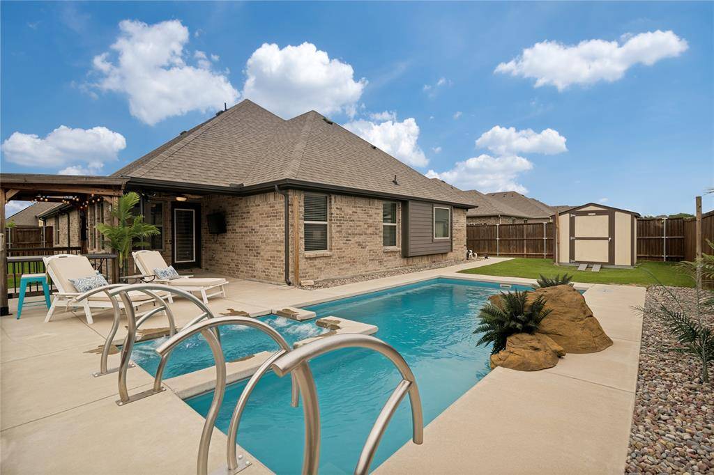 529 Oleander Drive, Royse City, TX 75189