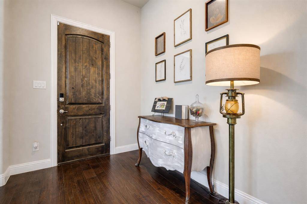 6612 Woodmere Court, Argyle, TX 76226