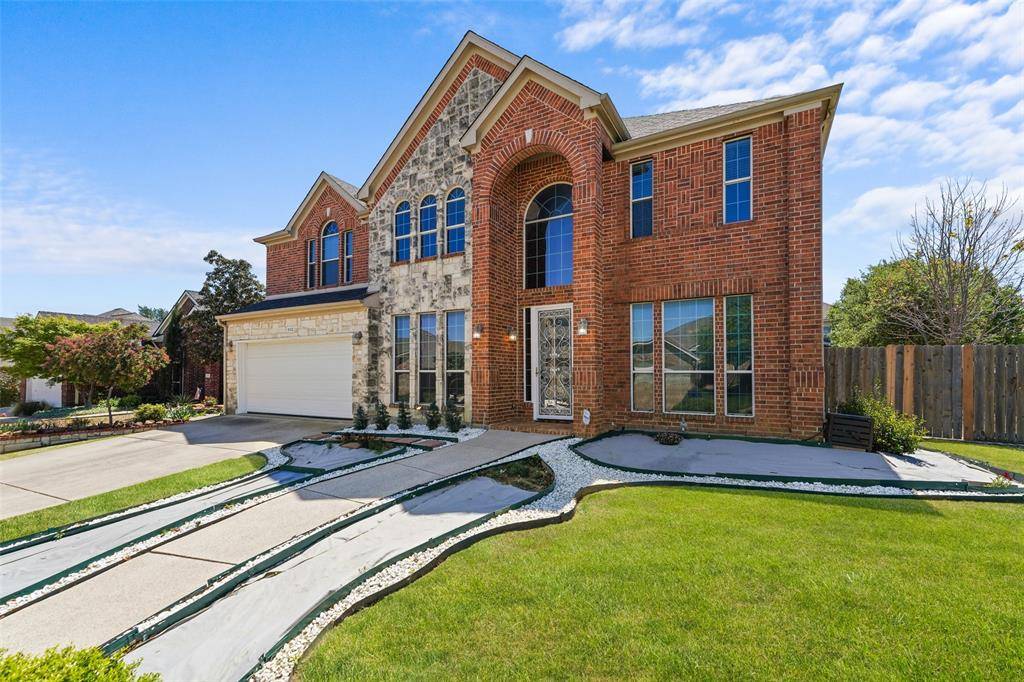 932 Mimosa Court, Burleson, TX 76028