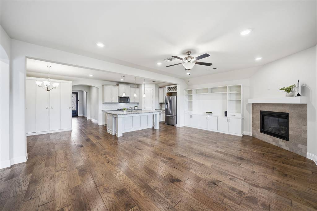 14317 Spitfire Trail, Fort Worth, TX 76262