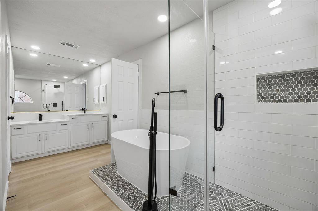 6207 Gray Wolf Trail, Dallas, TX 75252