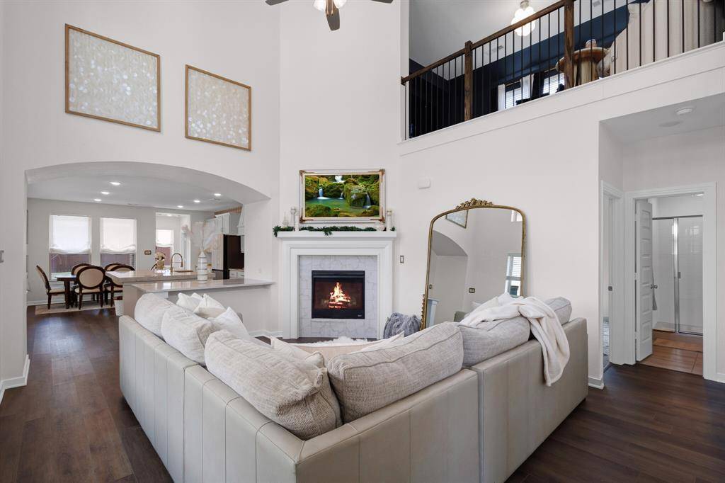 3504 Sweet Grass Drive, Aubrey, TX 76227