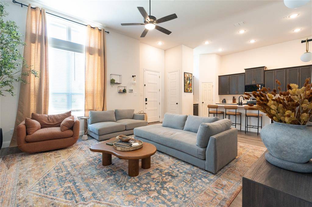 532 E 2nd Street, Irving, TX 75060