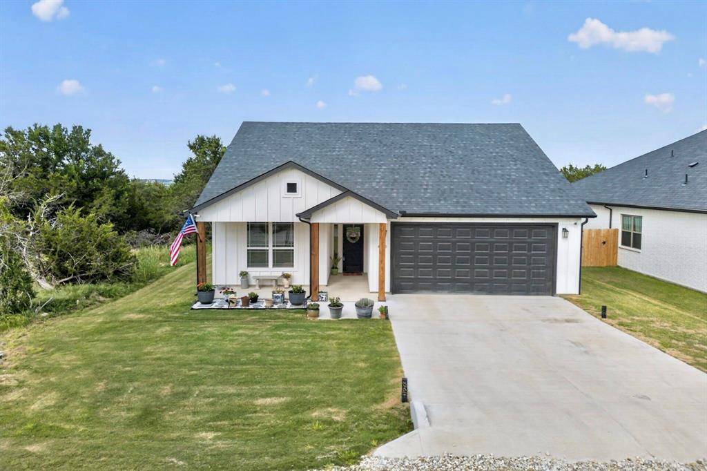 4605 Eagle Nest Court, Granbury, TX 76048