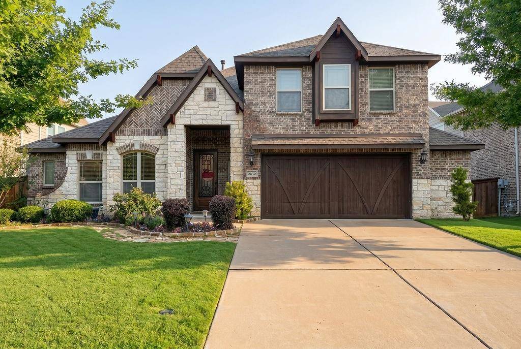 2840 Mariposa Drive, Grand Prairie, TX 75054