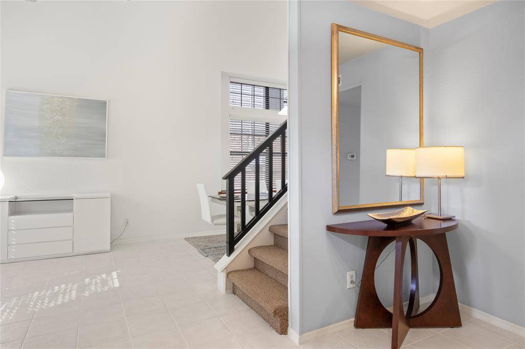 18914 RAVENGLEN Court, Dallas, TX 75287