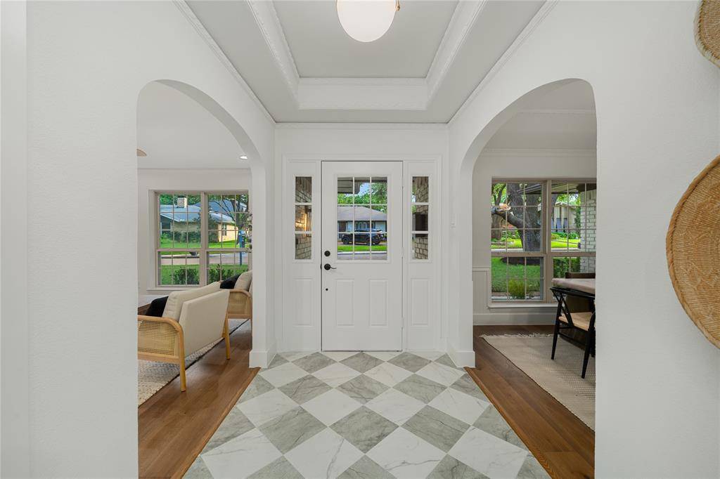 6317 Highgate Lane, Dallas, TX 75214