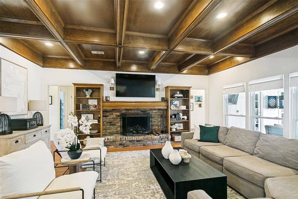 3328 Whiffletree Drive, Plano, TX 75023