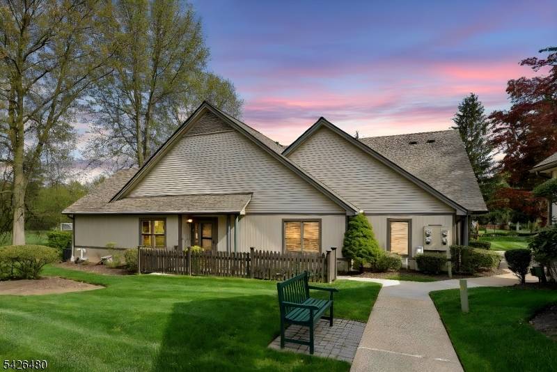 11 PARK EDGE, Berkeley Heights Twp., NJ 07922