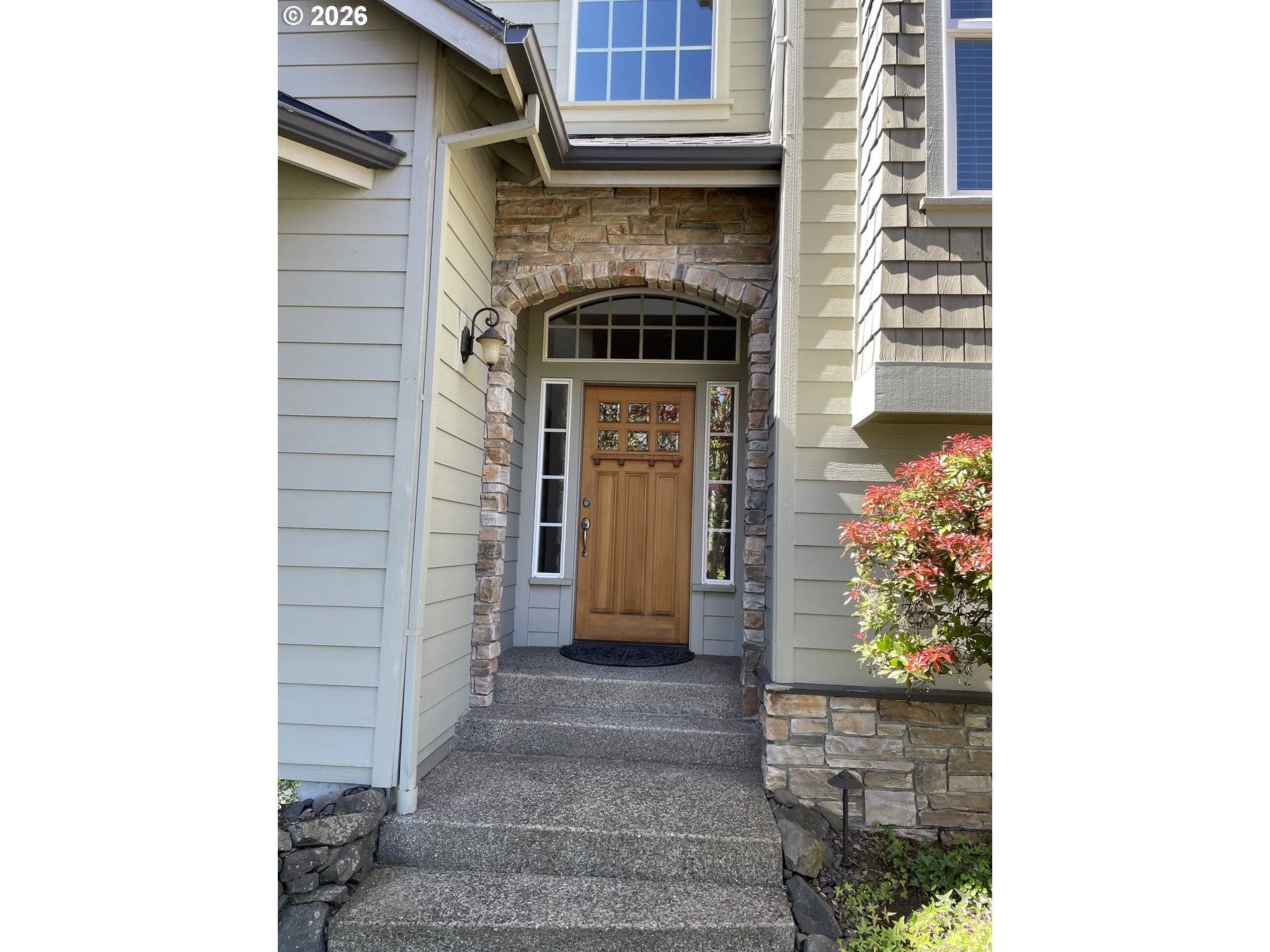 14275 UPLANDS DR, Lake Oswego, OR 97034