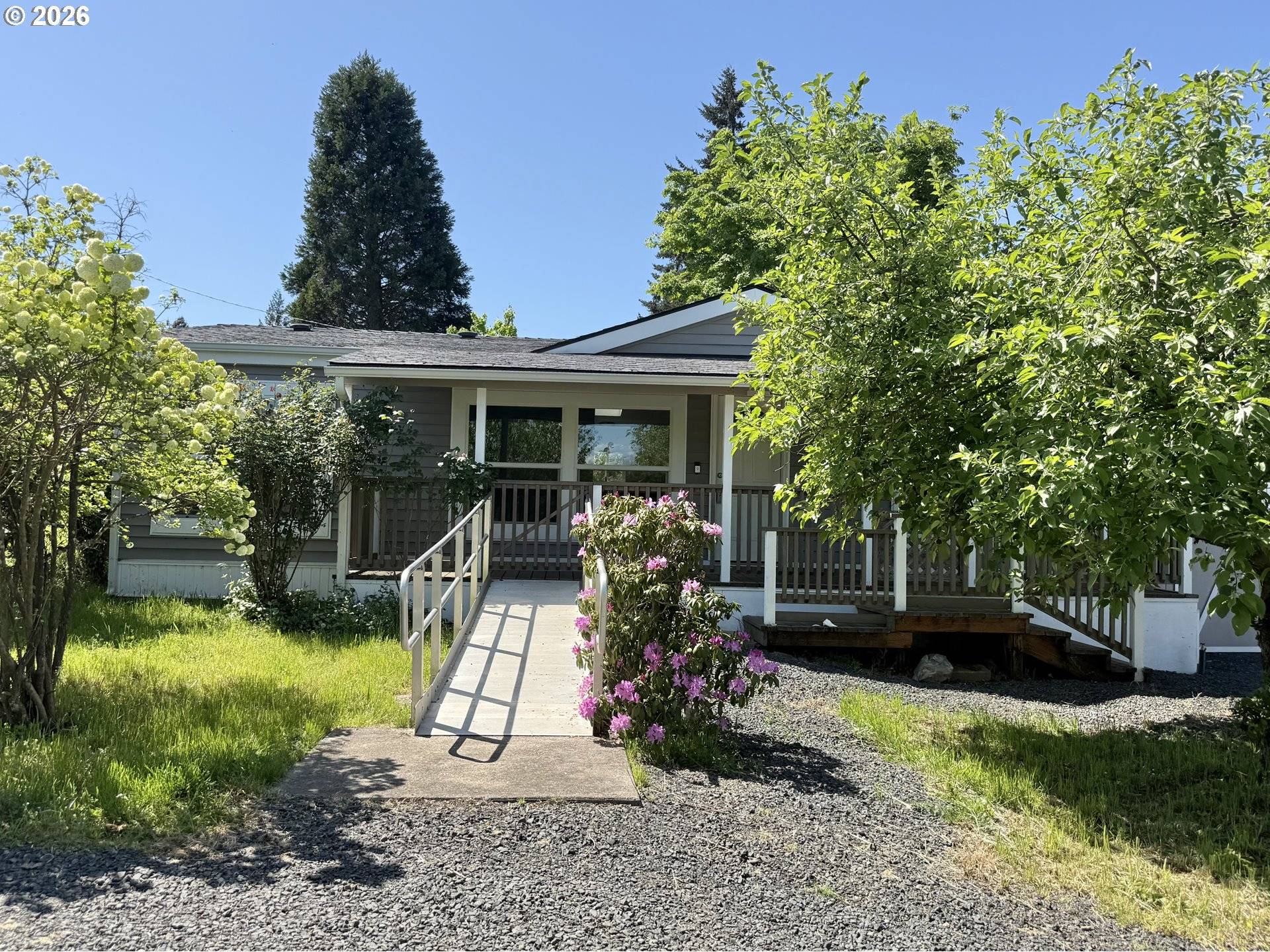 373 HAYHURST RD, Yoncalla, OR 97499