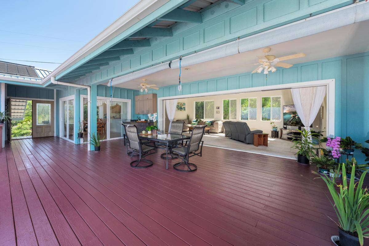 87-404 KAOHE RD, Captain Cook, HI 96704