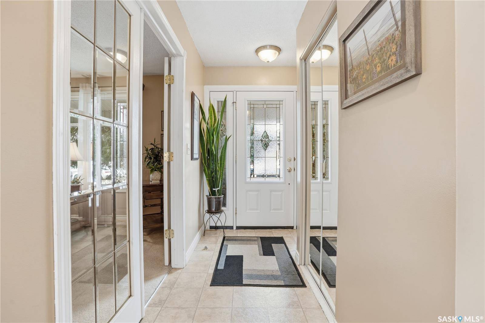 4336 Queen STREET, Regina, SK S4S 5V9