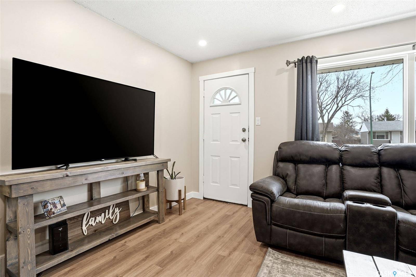 110 Ottawa STREET, Regina, SK S4R 1N2