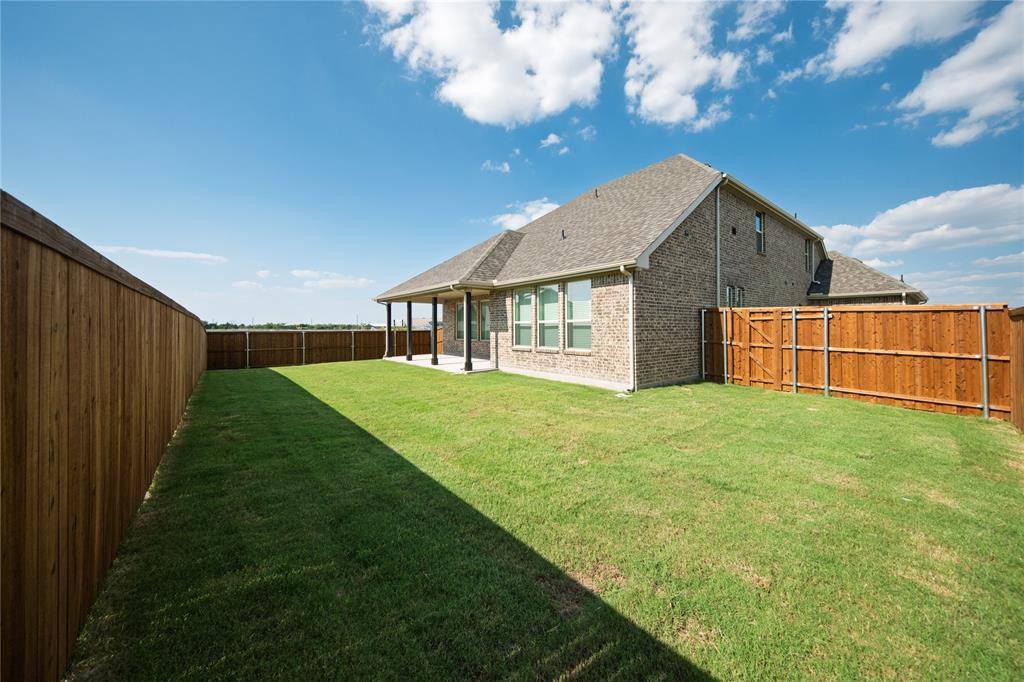 102 National Court, Forney, TX 75126