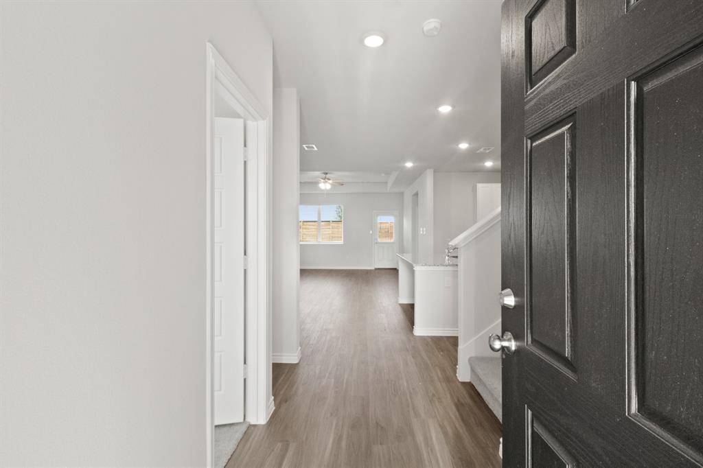 1020 Wingjet Way, Fort Worth, TX 76131