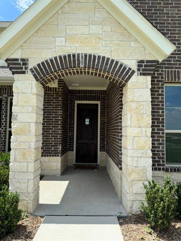 2433 Meteor Drive, Krum, TX 76249